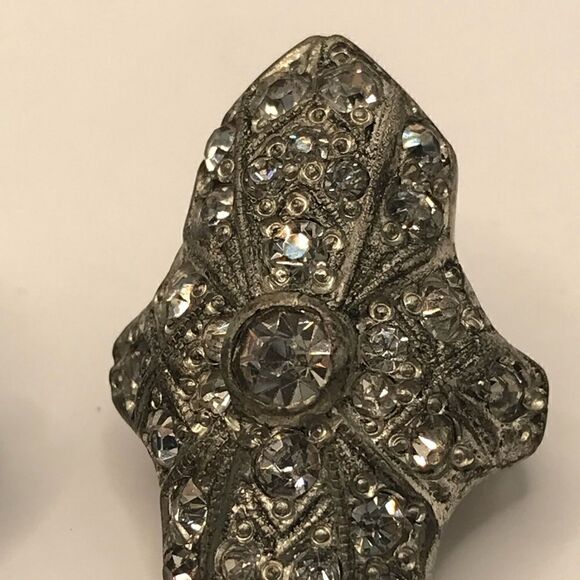 Antique 1922 Fishel Nessler silver and Rhinestone button covers. - Picture 5 of 5